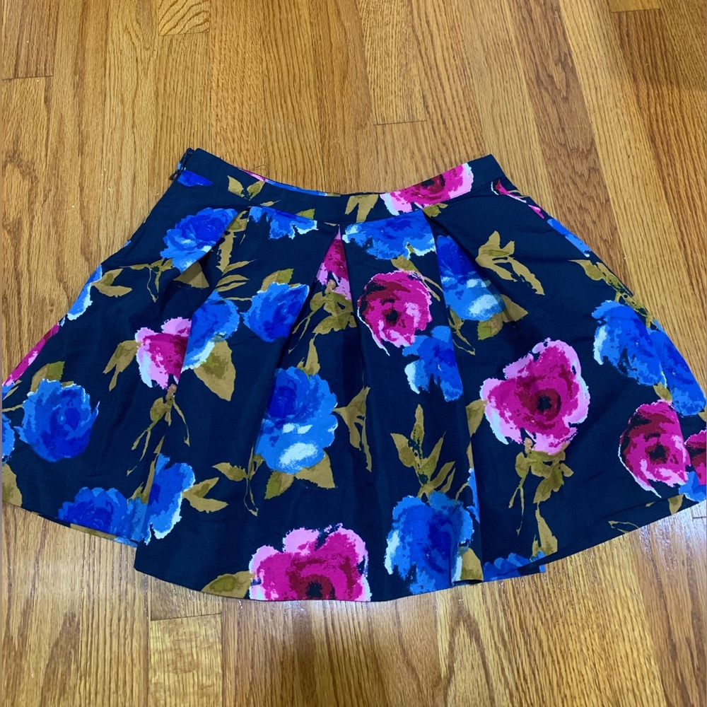 Floral Short Skirt